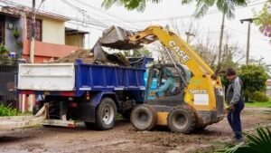 Desde el Municipio estamos trabajando activamente para mitigar los efectos que provocaron las lluvias en nuestra localidad….
