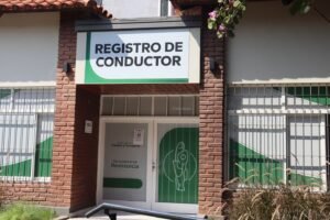 Informamos que los trámites de renovación o ampliación de licencias de conducir de clases particulares (A, B, G y F) deben realizarse de man…