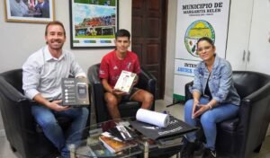 ENTREGA DE KIT DE PELUQUERÍA…