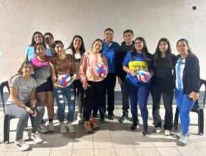 NUEVAS PELOTAS PARA LA ESCUELA FORMATIVA DE VOLEY !!!…