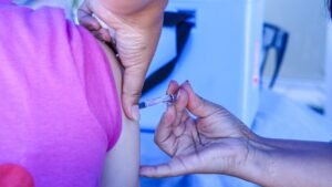 La Coordinación de Salud del Municipio llevó adelante un nuevo operativo de vacunación en un punto estratégico de la ciudad, facilitando el …