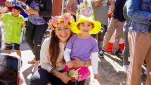 La intendente Magda Ayala acompañó a la comunidad educativa del Jardín N°126 “Javier Villafañe” en el tradicional Desfile de celebración de…