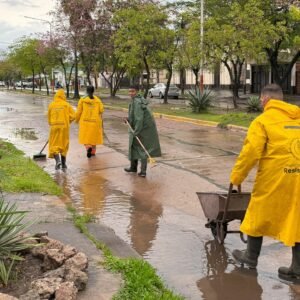 Activamos desde la madrugada un operativo preventivo por el fuerte temporal….