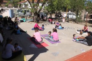 Hoy compartimos una hermosa jornada de acroyoga en la Sala Cuna, junto a mamás, tías, madrinas y abuelas. Una mañana llena de energía, risa…