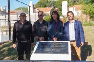 El intendente Daniel Spadoni recibió a la diputada nacional Natalia de la Sota, en el marco del descubrimiento de una placa en reconocimien…