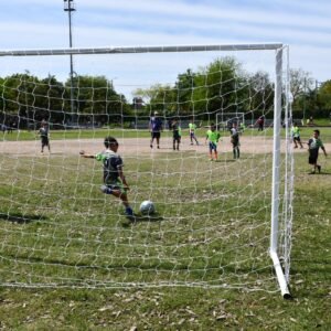 Más de 500 chicos disfrutaron una nueva jornada de “Resistencia Juega” en el Parque 2 de Febrero…