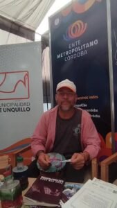 Migue Luquez nos compartió la conmovedora experiencia del taller de luthería dentro del Complejo Esperanza, que refleja su libro Tocó con Po…