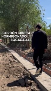 Estamos trabajando en Barrio San José Obrero con obras de cordón cuneta y hormigonado de bocacalles….