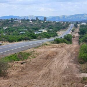 Continuamos con las tareas de mantenimiento urbano en los espacios públicos….