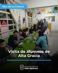 En el marco del Mes de la Cultura y la Educación, y fortaleciendo lazos con localidades vecinas, recibimos con alegría a los estudiantes de…