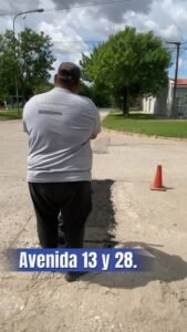 Se continúa con los trabajos de bacheo en frío en la ciudad….