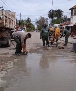 EL MUNICIPIO CONTINÚA CON LOS TRABAJOS DE BACHEO EN LA CIUDAD