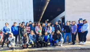 𝐕𝐢𝐬𝐢𝐭𝐚 𝐞𝐝𝐮𝐜𝐚𝐭𝐢𝐯𝐚 𝐝𝐞 𝐚𝐥𝐮𝐦𝐧𝐨𝐬 𝐝𝐞 𝐥𝐚 𝐄𝐬𝐜𝐮𝐞𝐥𝐚 𝐍º 𝟒𝟎 𝐝𝐞 𝐇𝐮𝐚𝐥𝐟í𝐧 𝐚 𝐧𝐮𝐞𝐬𝐭𝐫𝐚 𝐜𝐢𝐮𝐝𝐚𝐝…