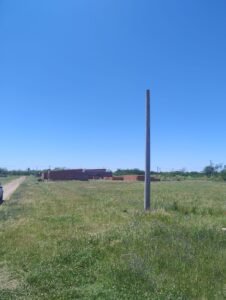 En la Quinta 784 avanza el tendido eléctrico…