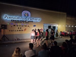 El dia sabado se realizó la Muestra Anual en la Panadería Cultural, un espacio que volvió a abrir sus puertas para compartir una hermosa jor…