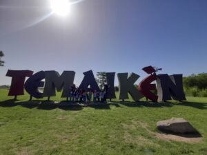 -El Jardín Maternal Municipal realizó un viaje educativo junto a los niños, donde también participaron las familias, compartiendo una jornad…