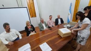 Se conocieron tres ofertas para la obra de traslado de lagunas de tratamiento de Colón