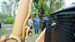 Debido a las intensas lluvias que se están presentando en todo el Área Metropolitana, desde la Municipalidad desplegamos un operativo integr…