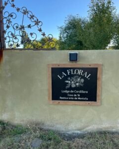 LA FLORAL: CONFORT, SABORES Y EXPERIENCIAS EN EL CORAZÓN DEL VALLE 16 DE OCTUBRE…