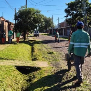 Mantenimiento urbano en los barrios de Villa Prosperidad…