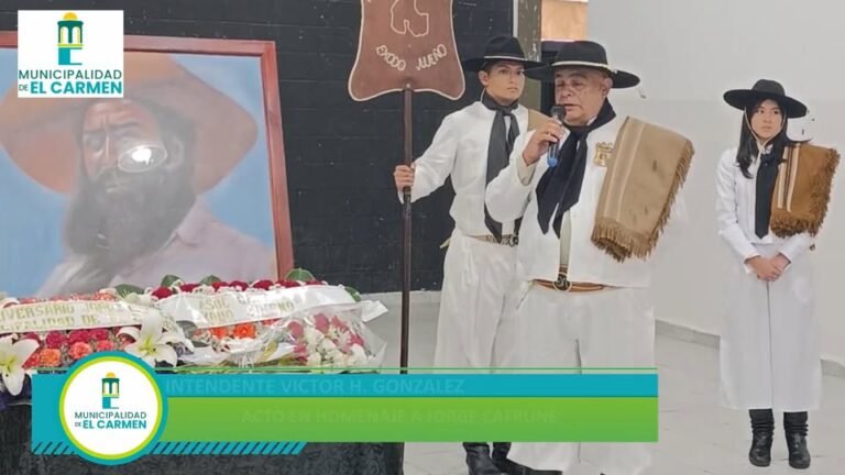 ACTO EN HOMENAJE A JORGE CAFRUNE  INTENDENTE VICTOR H. GONZALEZ Y EDGAR MENDOZA – PTE ASOC. GAUCHA EXODO JUJEÑO