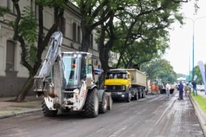 La intendente Rossana Chahla anunció el inicio de la repavimentación completa de la avenida Mitre entre avenidas Sarmiento y Mate de Luna pa…