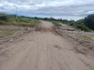 La Municipalidad de Londres, a través del área de Obras Públicas, acompaña y colabora con Vialidad Nacional en tareas de mejora y acondicion…