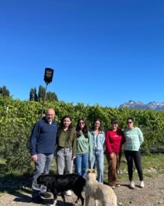 VIÑAS DEL NANT Y FALL, UNA EXPERIENCIA INTEGRAL QUE COMBINA VINO, GASTRONOMÍA Y NATURALEZA…