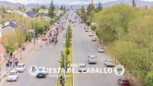 -DESFILE DESDE EL CIELO-…