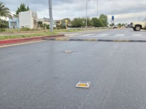 Continuamos con tareas de Mantenimiento Urbano en distintos barrios de nuestra localidad.