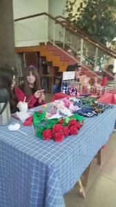 ¡Seguimos con el LOVE MARKET!…