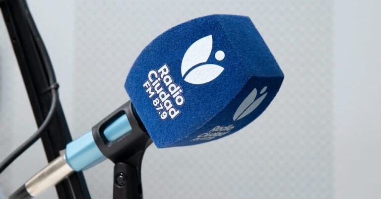 Radio Ciudad renovó su programación, con una propuesta que, de lunes a viernes, apuesta a fortalecer la identidad local, ampliar la cobertu…