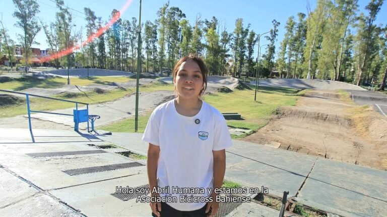 Abril corre Bicicross y nos comparte su experiencia en este gran deporte…