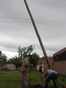 La Secretaría de Obras Públicas, a través del área de Alumbrado, trabajó durante la jornada de hoy para mitigar los efectos del temporal y …