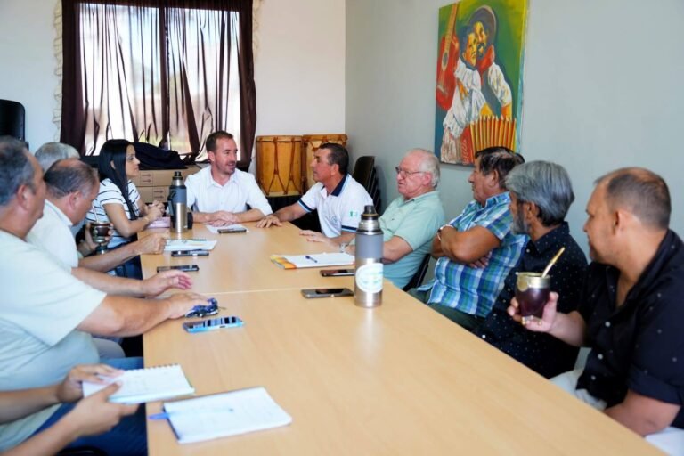 VIGILIA Y ACTO POR EL 2 DE ABRIL…