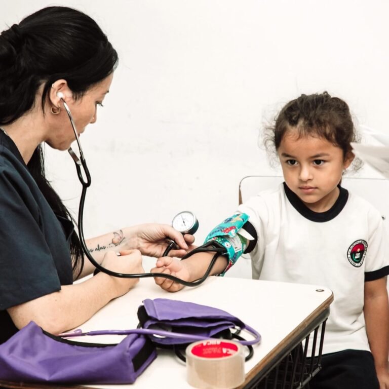 SALUD CERCA DE CADA ALUMNO…