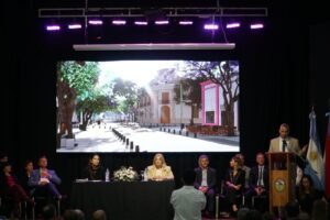 $4500 millones de inversión: Walser anunció nueva plaza y 12 de Abril, costanera y más pavimentación