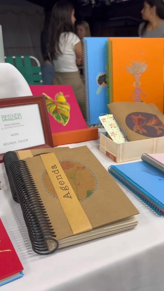 Último día para disfrutar de nuestro Mercado de Artesanías y Arte Popular……